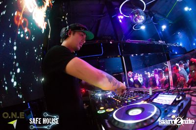Shogun Live In Bangkok — photo 89