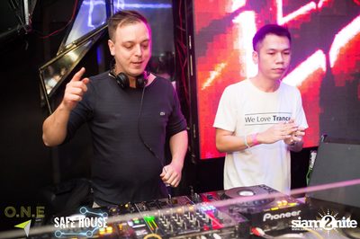 Shogun Live In Bangkok — photo 17