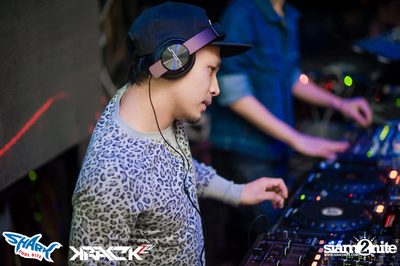 KRACK2TV pres. Lighting Storm Party — photo 151