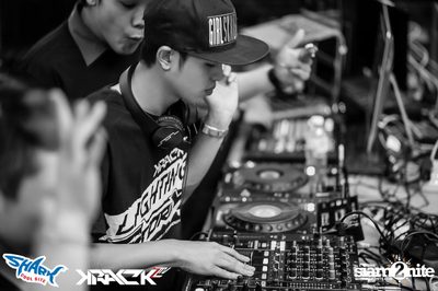 KRACK2TV pres. Lighting Storm Party — photo 107
