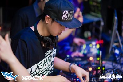 KRACK2TV pres. Lighting Storm Party — photo 103
