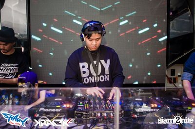 KRACK2TV pres. Lighting Storm Party — photo 21