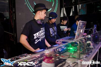 KRACK2TV pres. Lighting Storm Party — photo 15