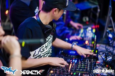 KRACK2TV pres. Lighting Storm Party — photo 104