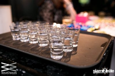 Waanmaan pres. WE HEART 90s party — photo 1