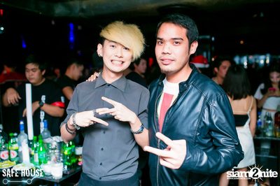 Red and White Christmas Party — photo 192
