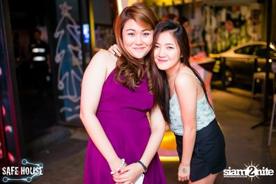 Red and White Christmas Party — photo 115