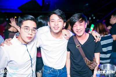 Red and White Christmas Party — photo 69