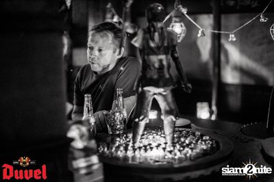 DUVEL presents OPEN MIC MONDAYS — photo 12