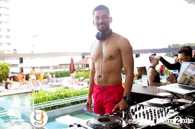Special Splash Out Charity Pool Party — photo 3