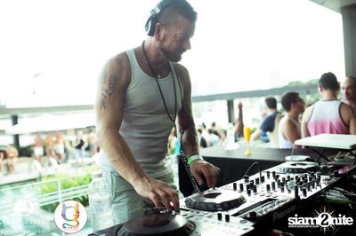 Special Splash Out Charity Pool Party — photo 52