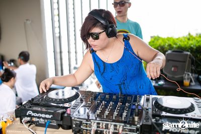 Pool La La Colourful Pool Party — photo 22