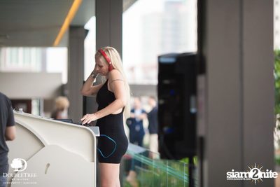 Sabrina Terence Pool Party — photo 47