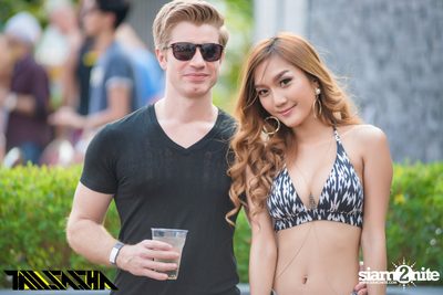 WET POOL PARTY with Tall Sasha — photo 48