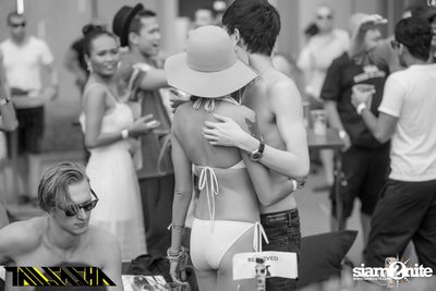 WET POOL PARTY with Tall Sasha — photo 107