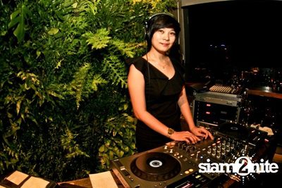 Scarlett Live With Lady Gee Deejay — photo 13