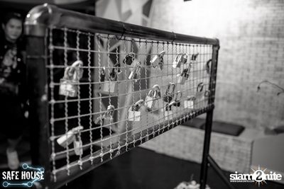Love Lockdown — photo 29