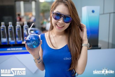 GET PHYSICAL POOL PARTY - Feel Me In Eden — photo 114
