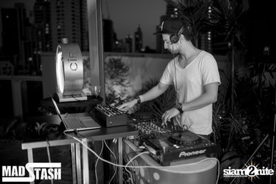 GET PHYSICAL POOL PARTY - Feel Me In Eden — photo 122