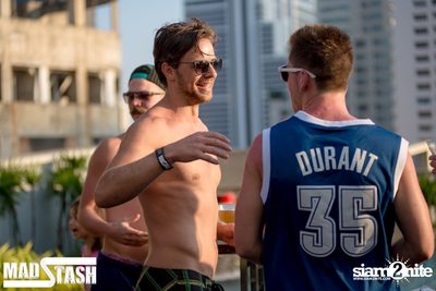 GET PHYSICAL POOL PARTY - Feel Me In Eden — photo 25