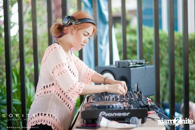 Pool of Love - Valentine's Pool Party — photo 22