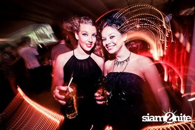 SUK 11 CLUB CRAWL — photo 8