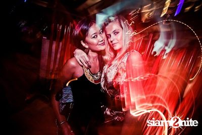 SUK 11 CLUB CRAWL — photo 2