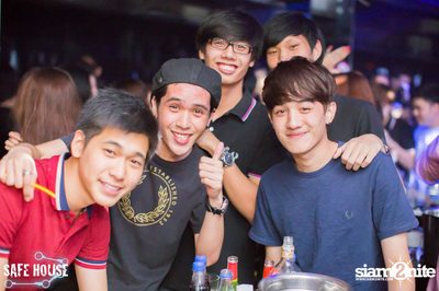 AE Tubbies pres. Single Light - Blacklight Neon Party — photo 52