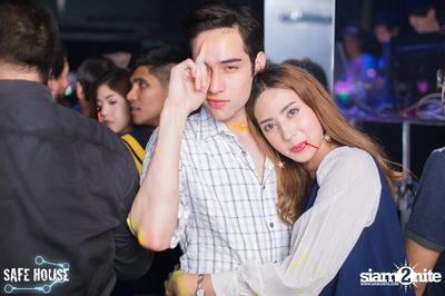 AE Tubbies pres. Single Light - Blacklight Neon Party — photo 81