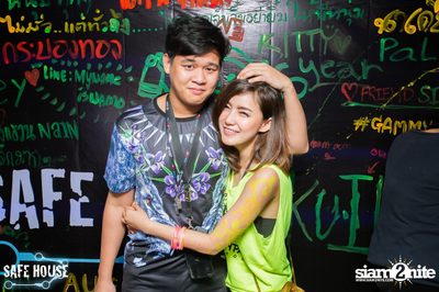 AE Tubbies pres. Single Light - Blacklight Neon Party — photo 115
