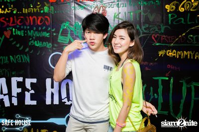AE Tubbies pres. Single Light - Blacklight Neon Party — photo 117