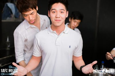 AE Tubbies pres. Single Light - Blacklight Neon Party — photo 87