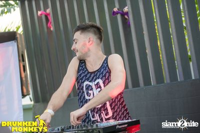SUNBLOCK Pool Party by Drunken Monkeys — photo 113