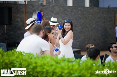 GET PHYSICAL Pool & Art Party — photo 56