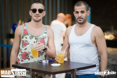 GET PHYSICAL Pool & Art Party — photo 110