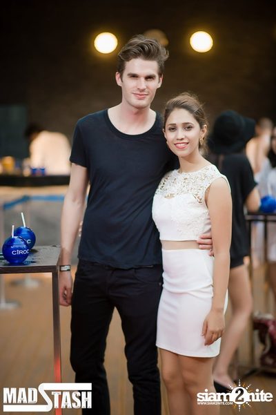 GET PHYSICAL Pool & Art Party — photo 106