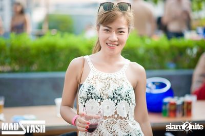 GET PHYSICAL Pool & Art Party — photo 28