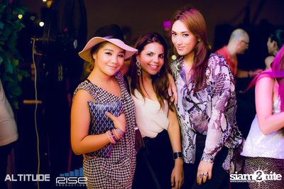 ALTITUDE — photo 132
