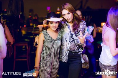 ALTITUDE — photo 131