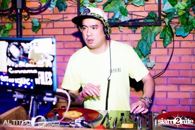 ALTITUDE — photo 140