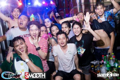 The Curve & smootH pres Wet and Wild Foam Party — photo 3