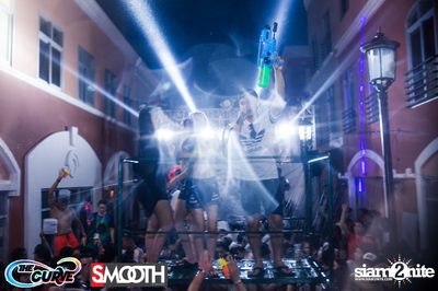 The Curve & smootH pres Wet and Wild Foam Party — photo 77