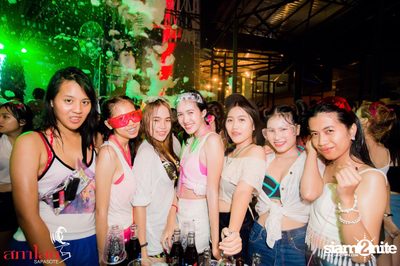 Electro DJ Bikini Foam Party Episode #4 — photo 31