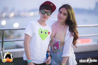 Drink Dive Duck - Bikini Pool Party 2015 at A-ONE HOTEL — photo 37