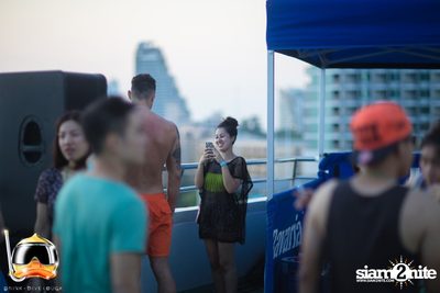 Drink Dive Duck - Bikini Pool Party 2015 at A-ONE HOTEL — photo 32