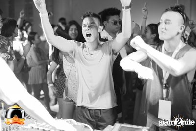 Drink Dive Duck - Bikini Pool Party 2015 at A-ONE HOTEL — photo 116