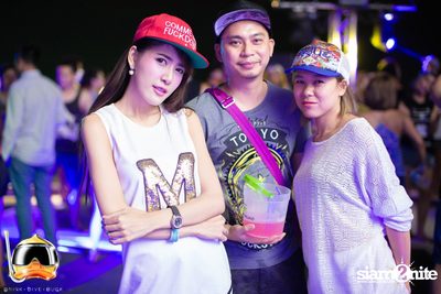 Drink Dive Duck - Bikini Pool Party 2015 at A-ONE HOTEL — photo 125