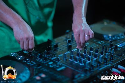 Drink Dive Duck - Bikini Pool Party 2015 at A-ONE HOTEL — photo 35