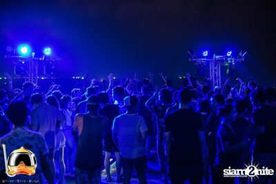 Drink Dive Duck - Bikini Pool Party 2015 at A-ONE HOTEL — photo 156