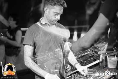 Drink Dive Duck - Bikini Pool Party 2015 at A-ONE HOTEL — photo 93